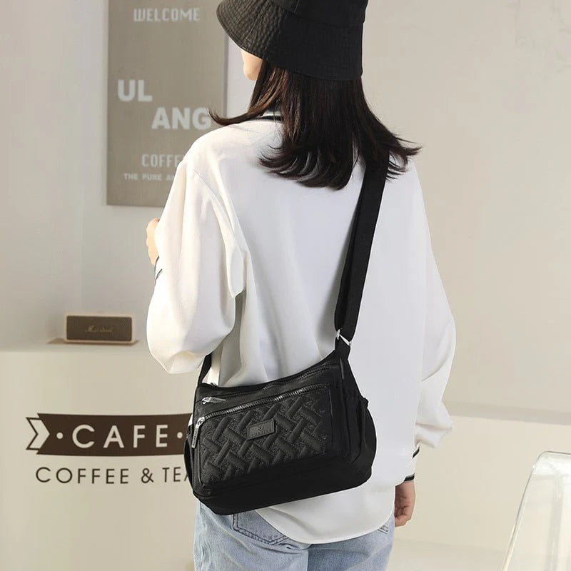 Klasická luxusní kabelka přes rameno👜