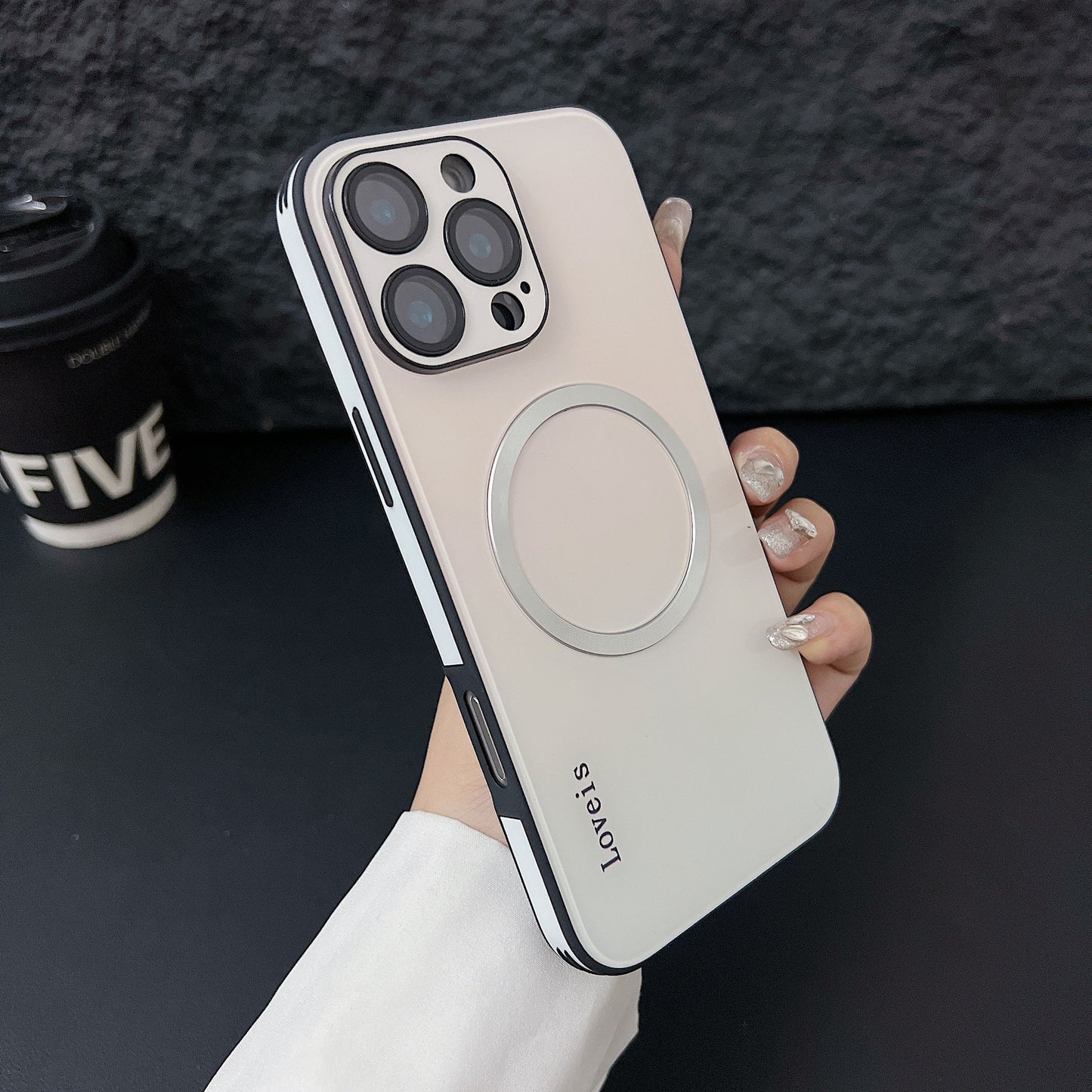Pouzdro na telefon s magnetickým sklem s gradientním povrchem