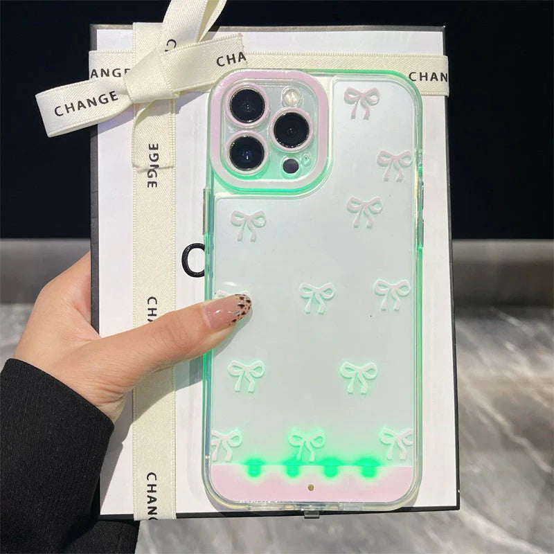 Roztomilý kryt na telefon s mašlí a LED světlem – stylová ochrana s třpytkami ✨