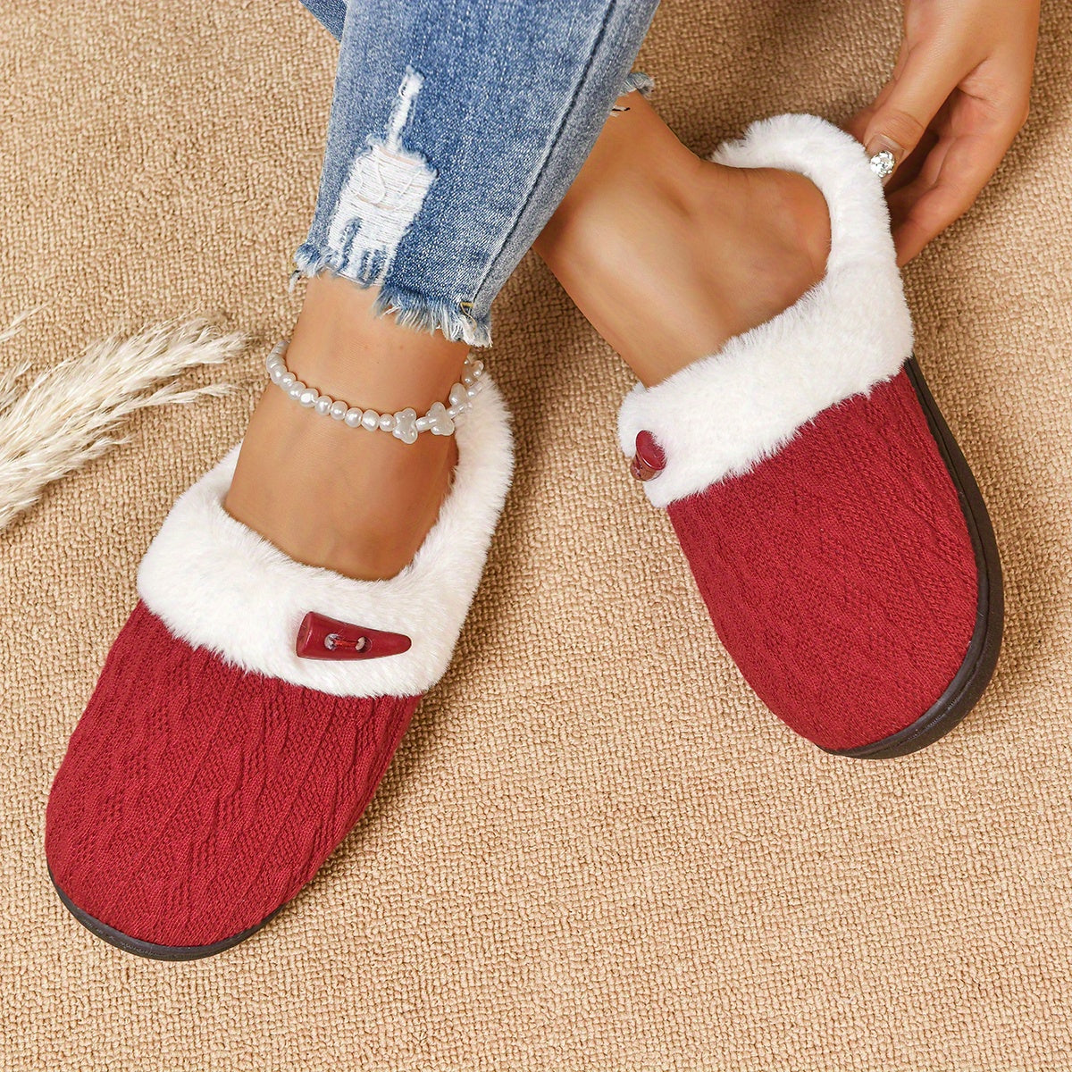 Indoor plush slippers with fleece lining for warmth
