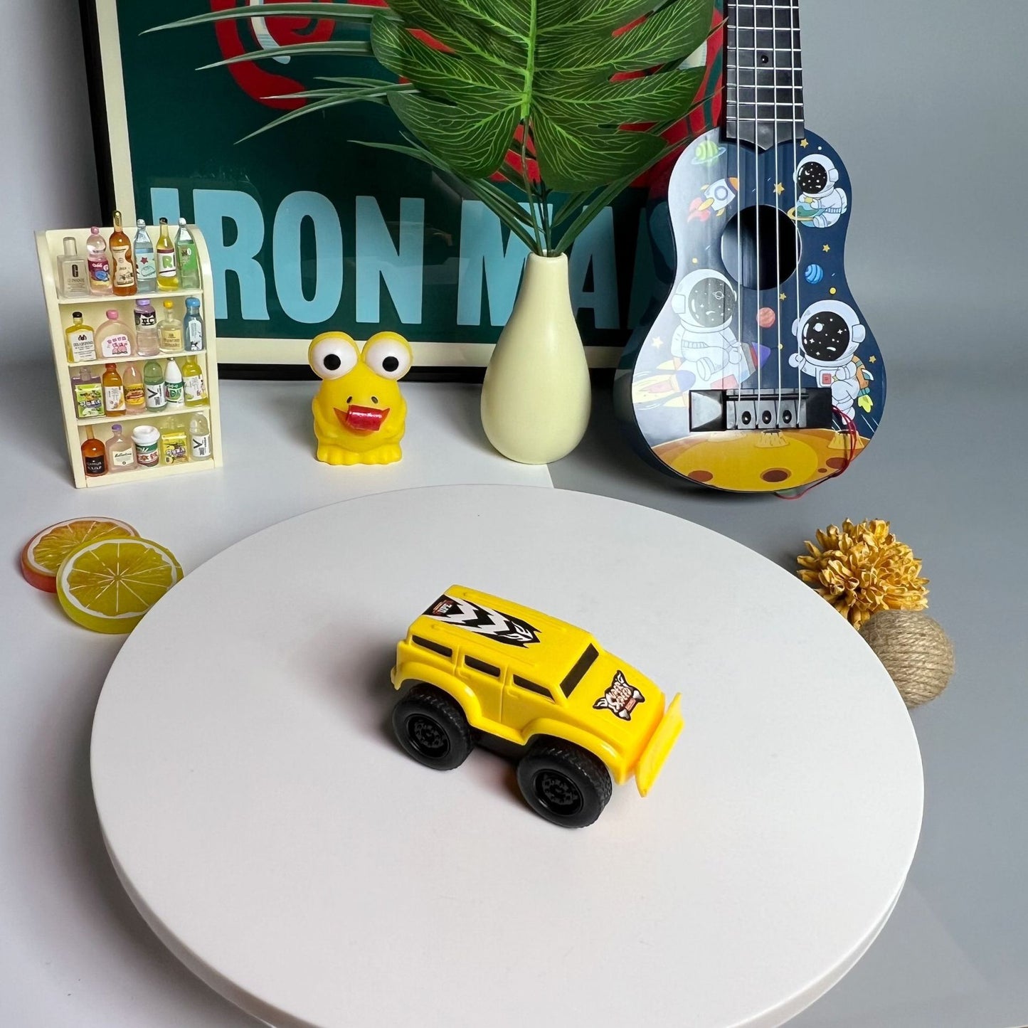 💥💥 Magnetické autíčko na lezení po zdi