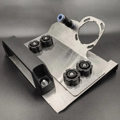 Stojan pro úhlovou brusku – přesné řezání dlaždic pod úhlem 45° bez námahy!