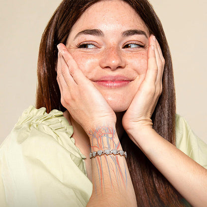 🔥 Sleva 60 % - Oslnivý magnetický měděný náramek ve tvaru srdce pro ženy! 💖✨ 99,99% čistá měď, magnety 3800 Gaussů a nastavitelný střih - elegantní, ideální jako dárek