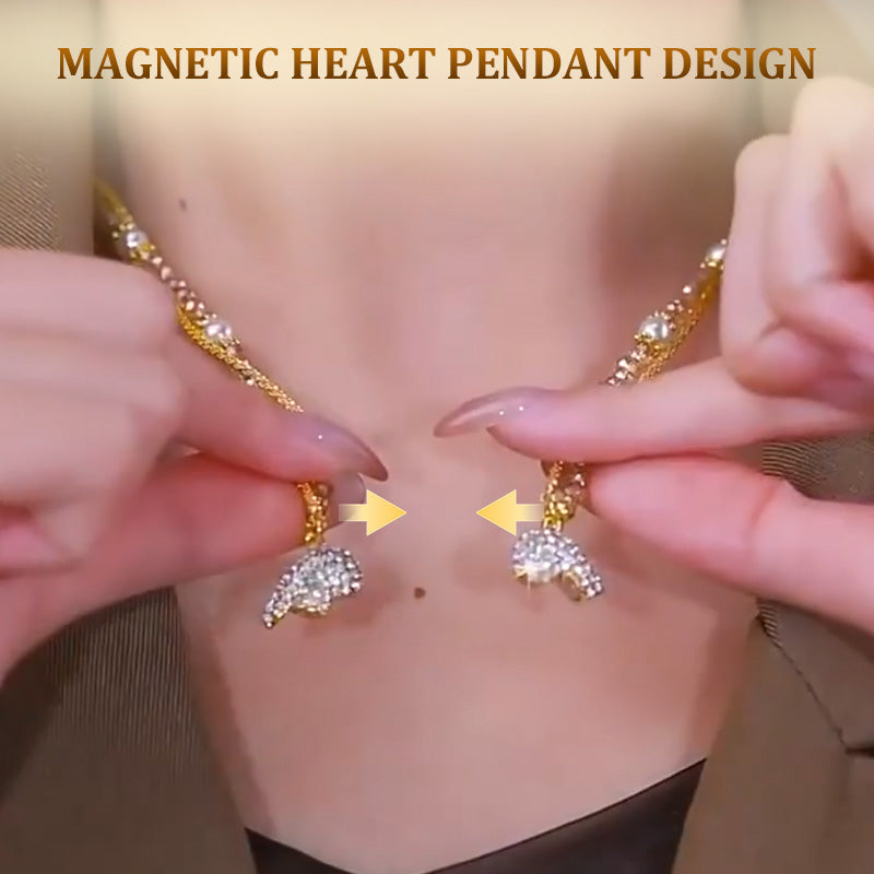 Magnetický náhrdelník s párem rozdělených srdíček