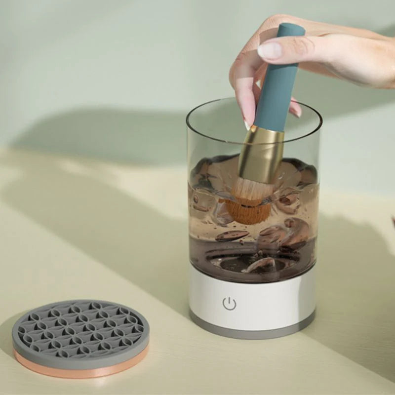 Elektrický čistič štětců na make-up🌈