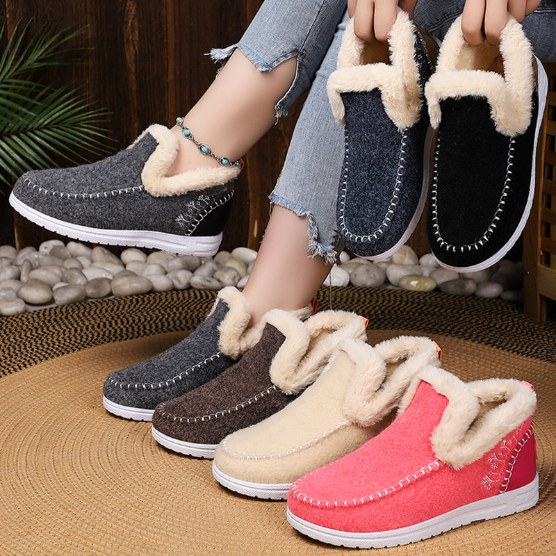 🔥Last Day Promotion 50% OFF - Women's Handcrafted Comfortable Slip-On Snow Boots