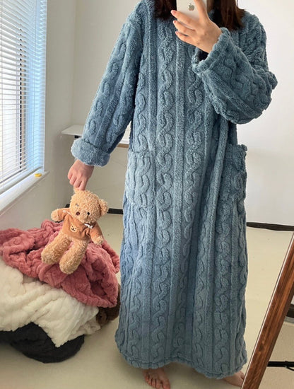 Zimní teplé a pohodlné domácí oblečení z korálového fleecu