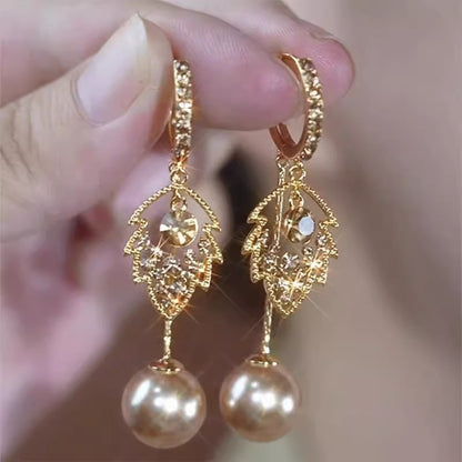 ✨Elegantní zlaté náušnice s třpytivými diamanty