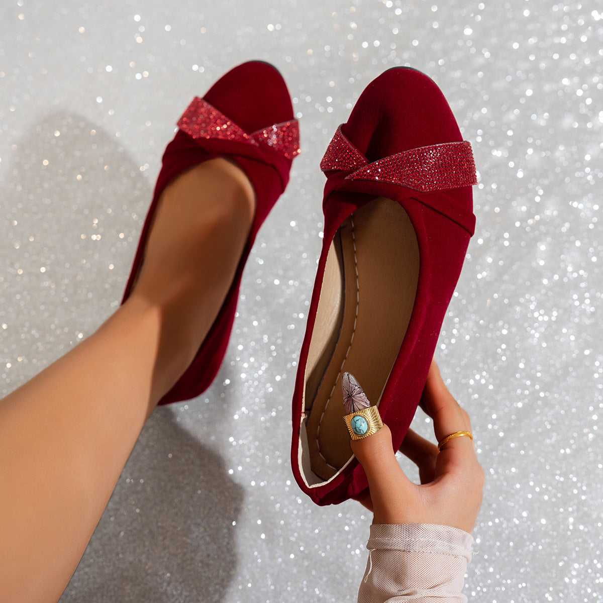 Dámské lehké módní boty na klínku s kamínky