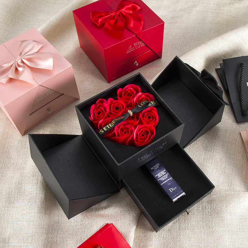 💕 Růžová valentýnská narozeninová balicí krabice