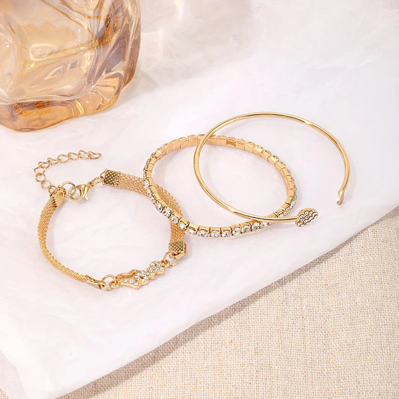 Sada tří náramků v boho stylu