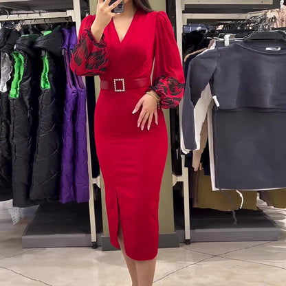 Elegantní červené šaty s výstřihem do V pro ženy