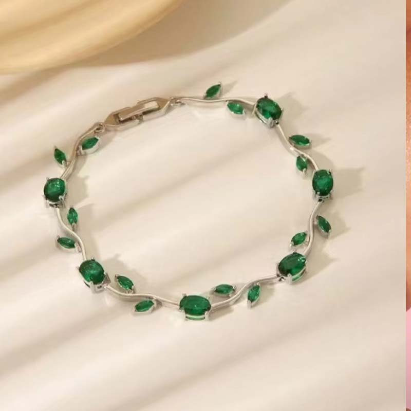 Unikátní náramek s přívěskem pro ženy