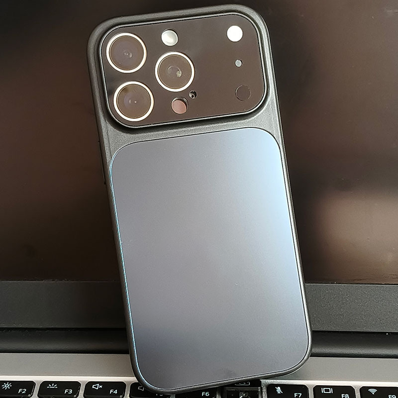Matný, vodotěsný kryt na telefon s plným pokrytím
